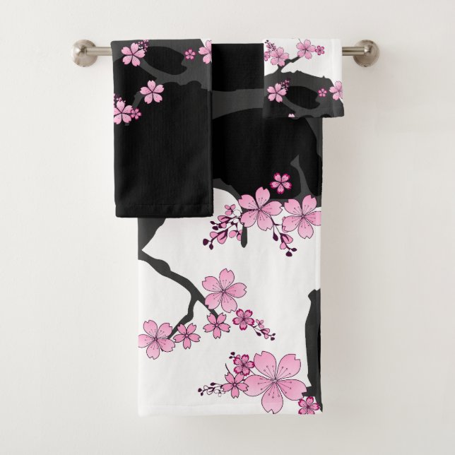 Kimono japonais Sakura noir et blanc (En situation)