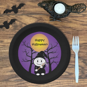 Kind in gruseliger Kostüm Halloween-Papierteller Pappteller