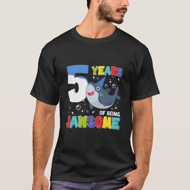 Kinder 5 Jahre alt Phantastischer Hai 5th Bi T-Shirt (Vorderseite)