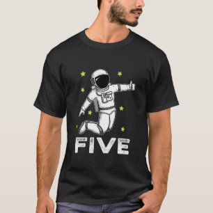 Kinder 5 Jahre Junge Astronautin gibt Spaziergang T-Shirt
