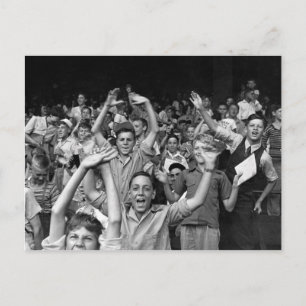 Kinder an einem Ball-Spiel, 1942 Postkarte