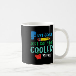 Kinder der ersten Klasse sind jetzt cooler 1. erst Kaffeetasse