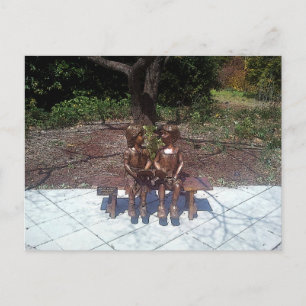 Kinder, die gut lesen postkarte