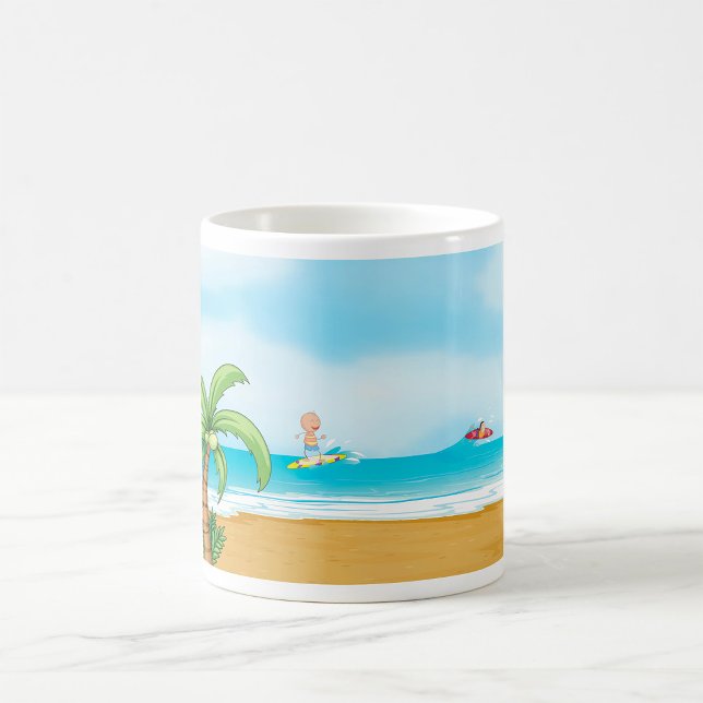 Kinder, die im Sommer im tropischen Beach Fun surf Kaffeetasse (Von Creator hochgeladen)