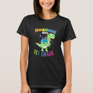 Kinder, die in den ersten Klasse Boy Dinosaurier F T-Shirt