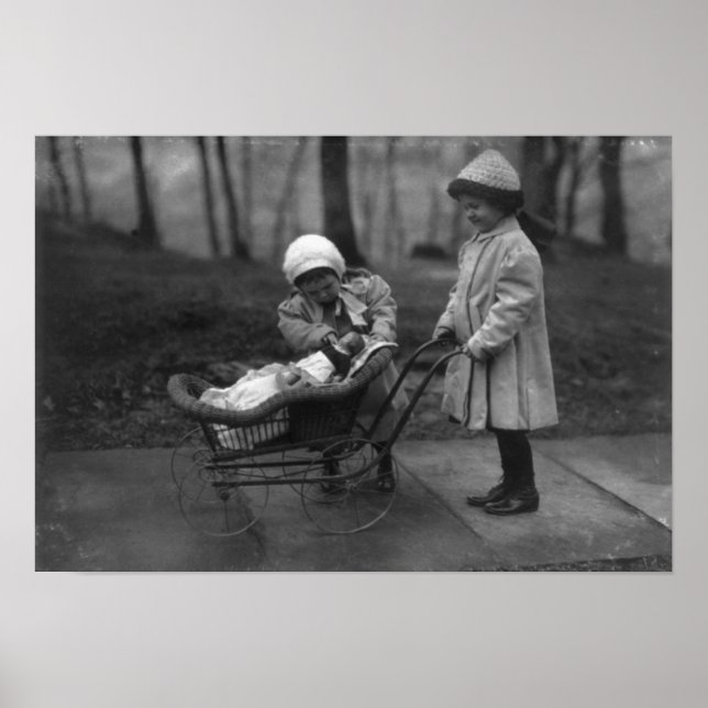 Kinder, die mit Campbell spielen Poster (Vorne)