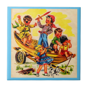 Kinder, die Piraten spielen Fliese