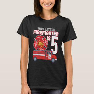 Kinder Dieser kleine Feuerwehrmann ist 5 Jahre alt T-Shirt