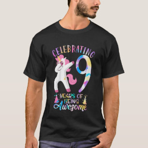 Kinder feiern 9 Jahre phantastisches Einhorn T-Shirt