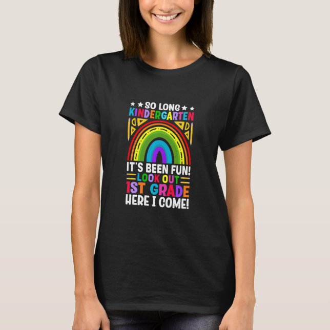 Kinder Kindergarten Es ist Spaß 1. Klasse hier I C T-Shirt (Vorderseite)