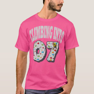 Kinder Klettern in den 7. Rock Klettern Geburtstag T-Shirt