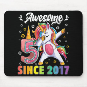 Kinder phantastisches Dobbing Einhorn Geburtstag 5 Mousepad