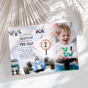 Kinder-Rennwagen-Themenfoto zur 2. Geburtstagsfeie Einladung
