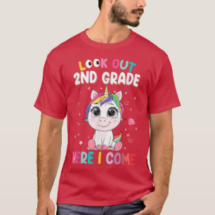 Kinder schauen auf die zweite Klasse, hier komme i T-Shirt