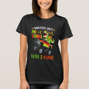 Kinder schauen sich die Vorschule an, hier komme i T-Shirt