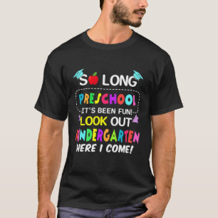 Kinder, so lange Vorschulzeit schauen hier in den T-Shirt