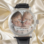 Kinderbenutzerspezifische Fotos Jahr Papa Armbanduhr<br><div class="desc">Fügen Sie Ihr eigenes Lieblings-Foto hinzu. Schwarze Zahlen. Ein weißes Foto-Overlay. Personalisieren und fügen Sie ihre Namen und Jahr,  schwarze Buchstaben. Ideal für deinen Vater,  Papa.</div>