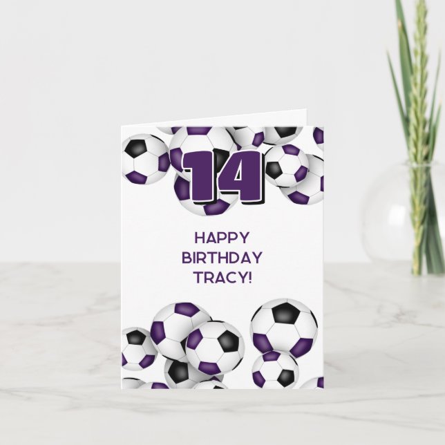 Kinderfußballspieler lila Geburtstag Karte (Vorderseite)