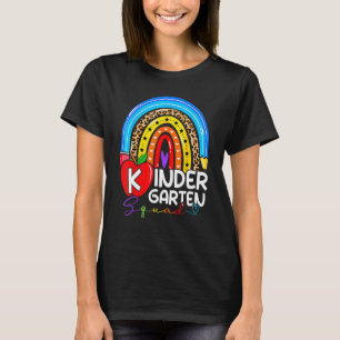 Kindergarten Boho Regenbogen Lehrer Team Kinder Sq T-Shirt