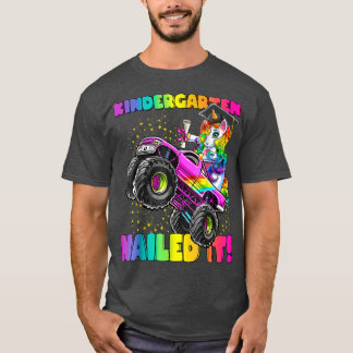 Kindergarten nagelte es einmotoriges Monster Truck T-Shirt
