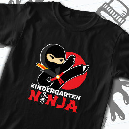 Kindergarten Ninja Kick ersten Tag zurück zur Schu T-Shirt