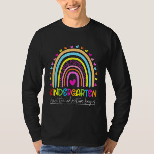 Kindergarten Regenbogen Lehrer Willkommen Zurück I T-Shirt