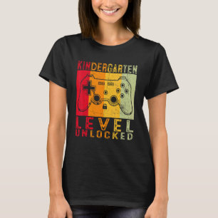 Kindergarten-Spielerlevel Unlocks Erster Tag T-Shirt