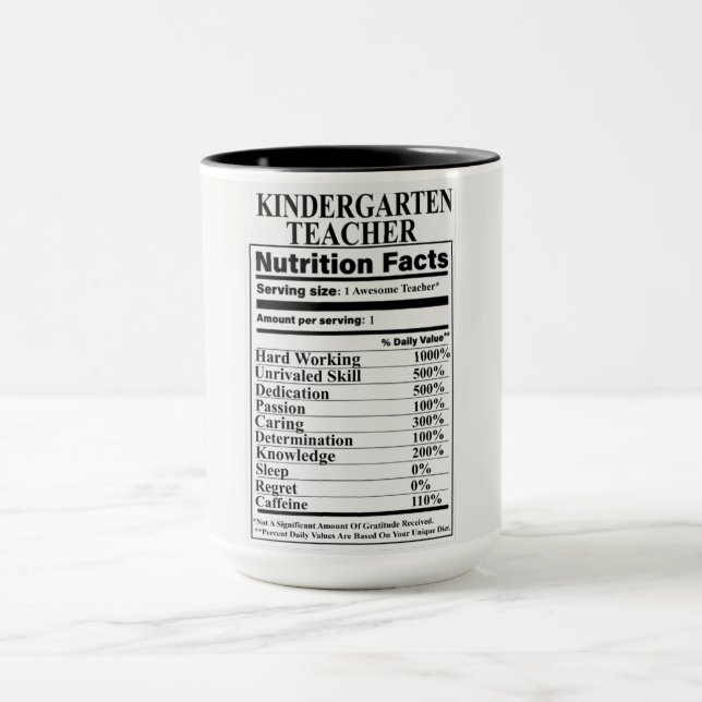 Kindergarten Teacher Nutrition Fakten Tasse (Zentrum)