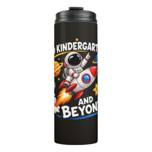 Kindergarten und darüber hinaus thermosbecher
