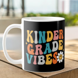 Kindergarten Vibes Groovy Design Tasse