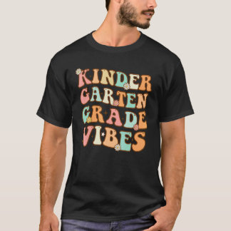Kindergarten Vibes Retro Dozentin Girl T-Shirt