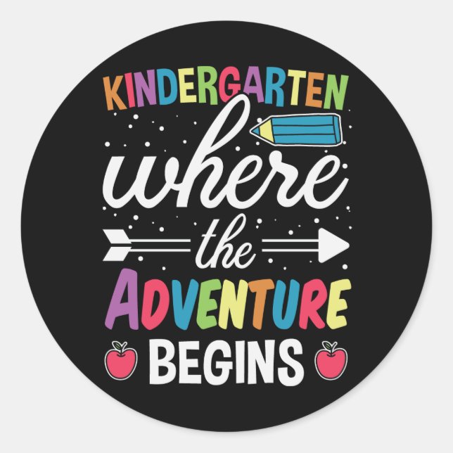 Kindergarten, wo das Abenteuer beginnt Runder Aufkleber (Vorderseite)