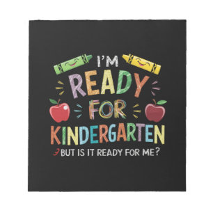 Kindergartenspass am ersten Kindergartentag zurück Notizblock