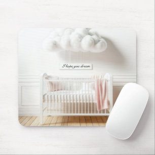 Kinderkrippe in einem Kinderzimmer mit Wolken Mousepad