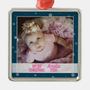 Kinderschneeflocken auf dem Foto Ornament Aus Metall