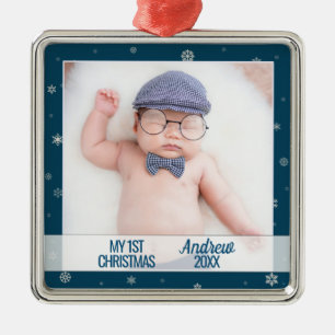 Kinderschneeflocken auf dem Foto Ornament Aus Metall