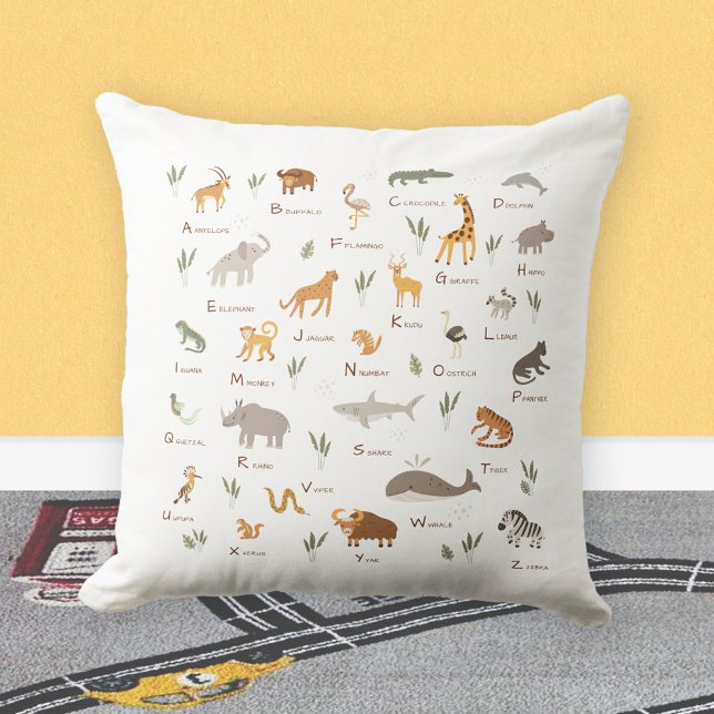 Kinderspass ABC Tier Kissen (Learn ABC Letters Children Jungle Safari Animals Throw Pillow©Susanne Sachers - Sunny Mind Design 🌞)