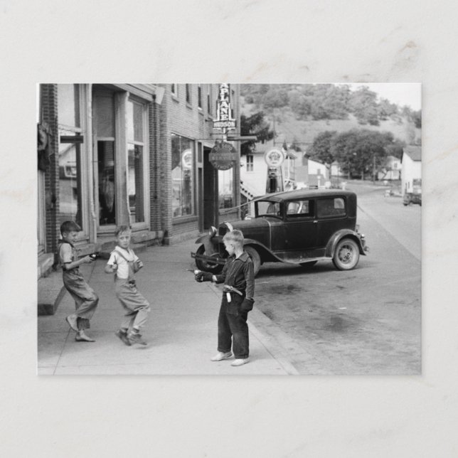 Kinderspiel in Wisconsin, 1930er Postkarte (Vorderseite)