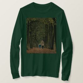 Kinderwanderung im waldgrünen T - Shirt