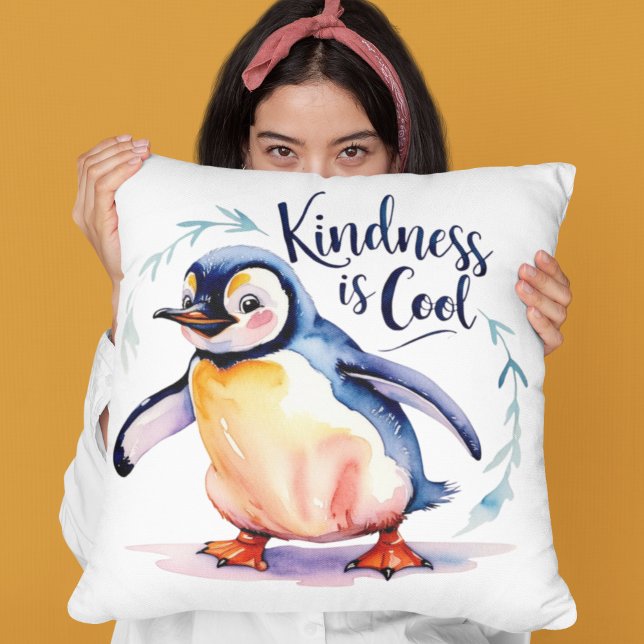Kindheit ist Cool Pinguin Throw Kissen (Encourage kindness with this cute penguin, "Kindness is cool" throw pillow! )
