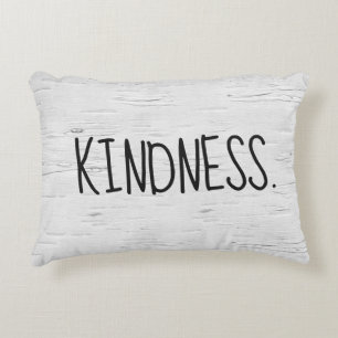 KINDNESS-Text auf Birkenbaum Dekokissen