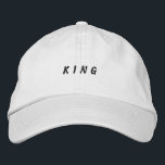 KING Powerful Men Boy Handsome White Classic Cap Bestickte Baseballkappe<br><div class="desc">Herren Sie den Tag mit dieser stilvollen "KING" Kappe. Stickereier oder bedruckter Text unterstreicht Ihre mutige Persönlichkeit. Das 100% Baumwollgewebe ist weich, aber langlebig, für langlebigen Verschleiß. Ein verstellbarer Gurt an der Rückseite bietet eine personalisierte Passform. Ideal, um jedem lässigen Ensemble eine Touch der Zuversicht hinzuzufügen.</div>