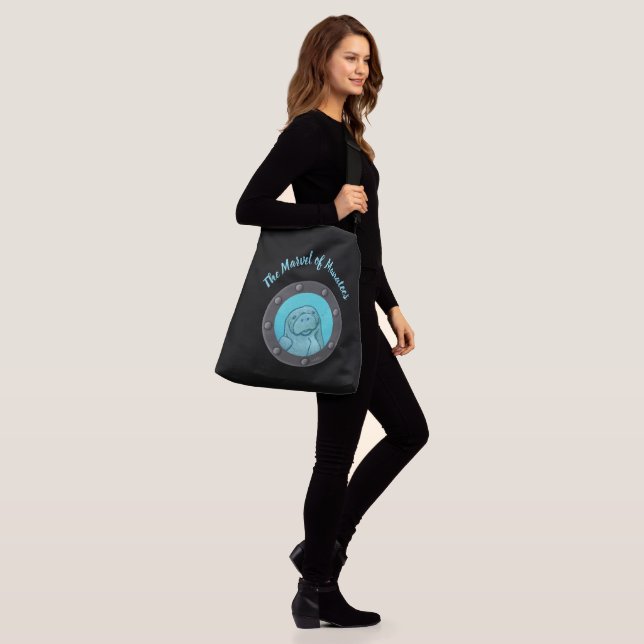 KiniArt Manatee Porthole Tragetaschen Mit Langen Trägern (Am Model)