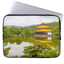 Kinkaku-ji oder Goldener Pavillon und Teich, Kyoto