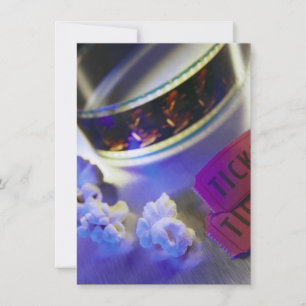 Kinofilm, Popcorn und Tickets Einladung