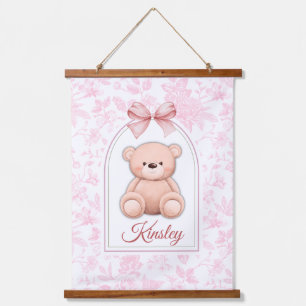 Kinsley Benutzerdefiniertes rosa Teddy-Bär-Kinde Wandteppich Mit Holzrahmen