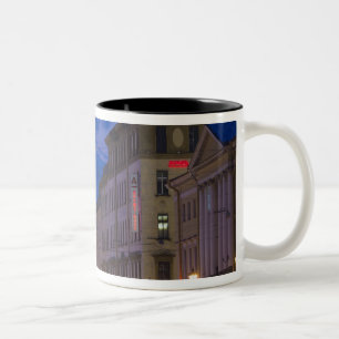 Kirche des Erlösers auf dem vergossenen Blut Zweifarbige Tasse