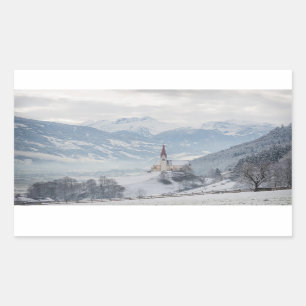 Kirche in Zillertal im rechteckigen Aufkleber des