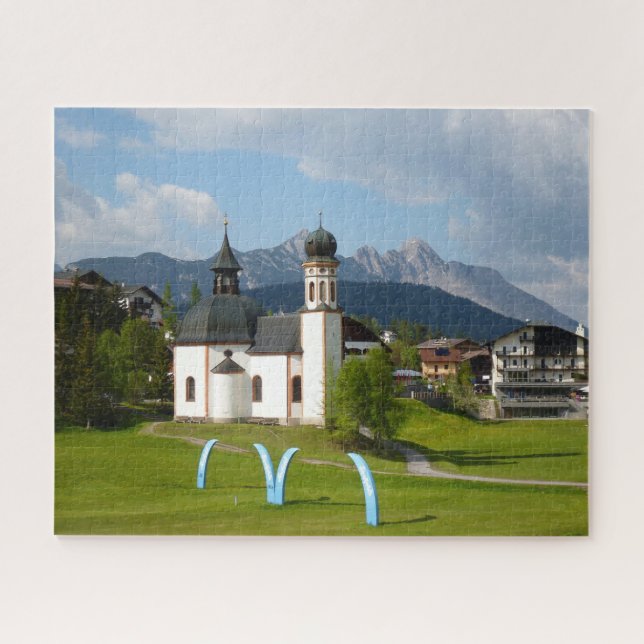 Kirche inAlps Landschaft, Seefeld, Österreich (Horizontal)