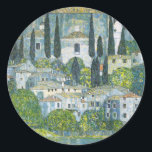 Kirche (Kirche) in Cassone von Gustav Klimt Runder Aufkleber<br><div class="desc">Kirche in Cassone - Landschaft mit Zypressen (alias Kirche in Cassone - Landschaft mit Zypressen) (1913) von Gustav Klimt ist eine Vintage Viktorianische Kunstmalerei der Ära mit einer Kirche in Cassone mit umliegenden Gebäude und Zypressen am Rande des Gardasees. Über den Künstler: Gustav Klimt (1862-1918) war ein österreichischer Symbolik-Maler und...</div>
